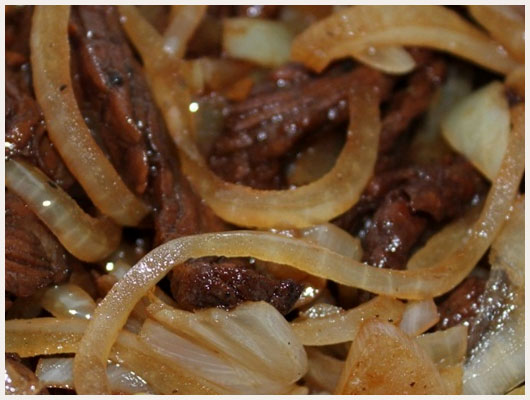 Boeuf aux Oignons