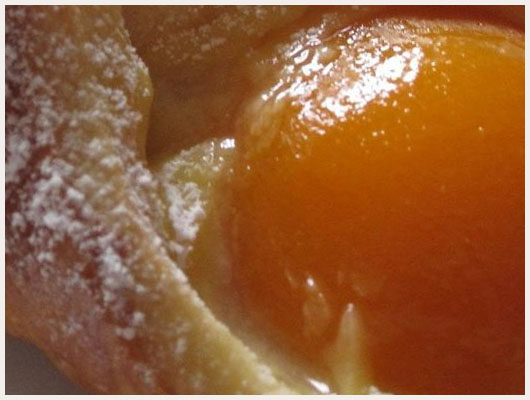 Croissant aux abricots