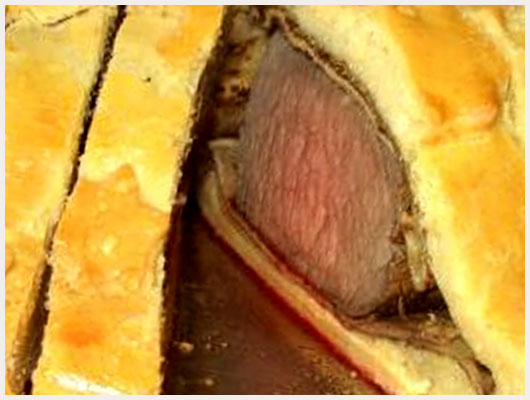 Filet de Boeuf en Croute Sauce Perigourdine