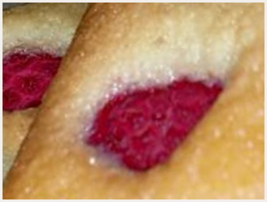 Financier aux framboises