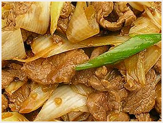 Poitrine d'Agneau Oignons