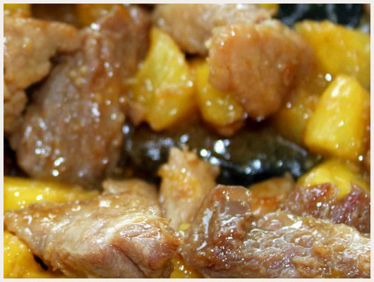 Porc à l'Ananas et au Gingembre