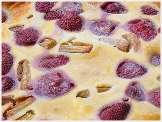 Tarte aux fraises et rhubarbe